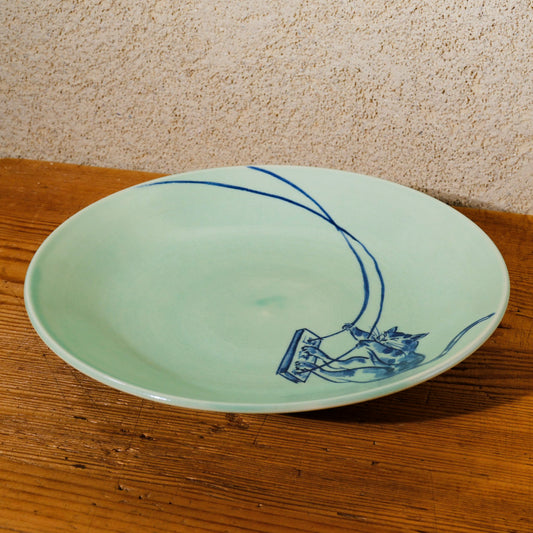 色絵八寸皿 ぶらんこ猫(清水焼) | 宮本 博