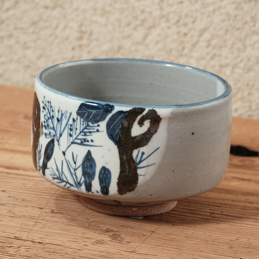 銹絵染付茶碗 春草図（清水焼・乾山写）＊箱なし | 宮本 博