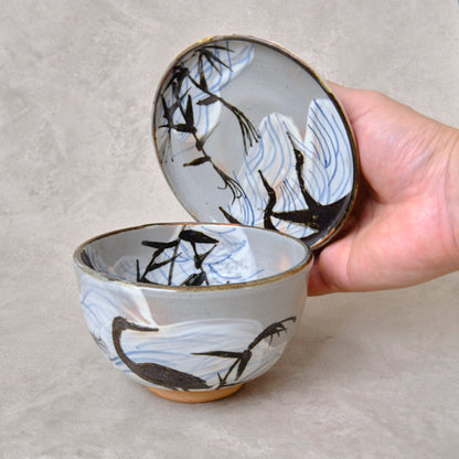 銹絵染付蓋付碗 葦鶴紋 ・還元焼成（清水焼・乾山写） | 宮本 博