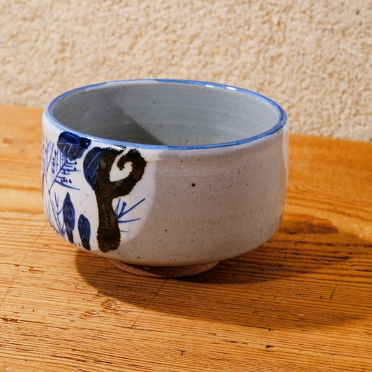 銹絵染付茶碗 春草図（清水焼・乾山写）＊箱なし | 宮本 博