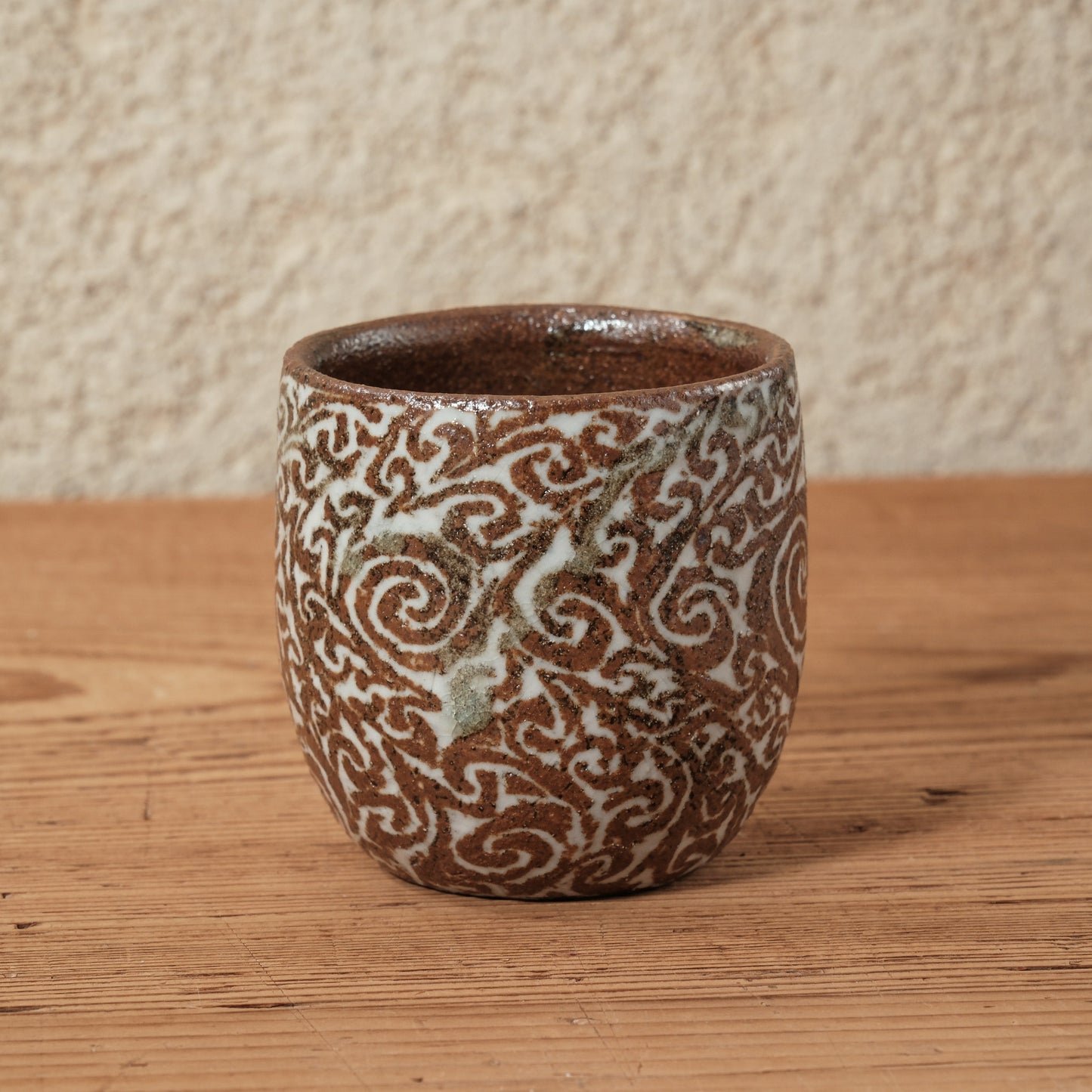 湯呑み小 象嵌唐草文 - 益子焼 - 02 | 松原 直之