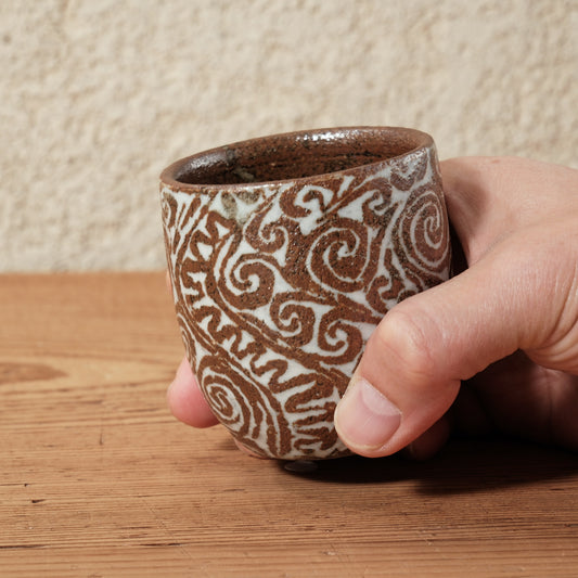 湯呑み小 象嵌唐草文 - 益子焼 - 03 | 松原 直之