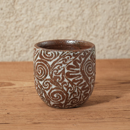 湯呑み小 象嵌唐草文 - 益子焼 - 04 | 松原 直之