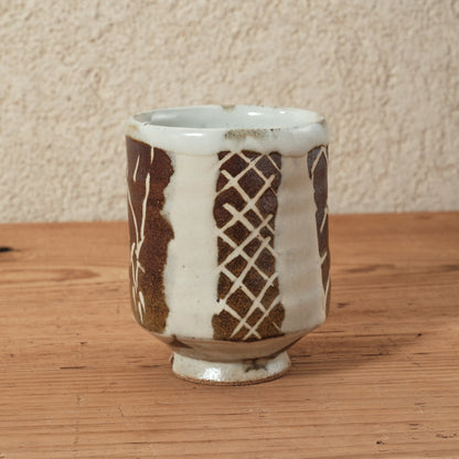 湯呑み 大 鉄絵 唐草文 - 益子焼 - 02 | 松原 直之