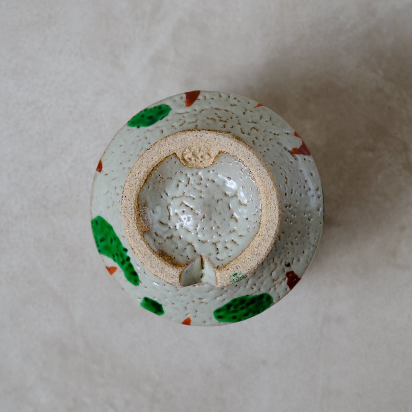 湯呑み 大 鉄絵・赤絵 唐草文 - 益子焼 - 02 | 松原 直之