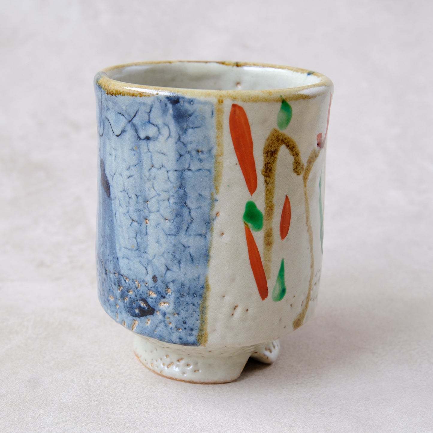 湯呑み 大 鉄絵・赤絵 唐草文 - 益子焼 - 01 | 松原 直之