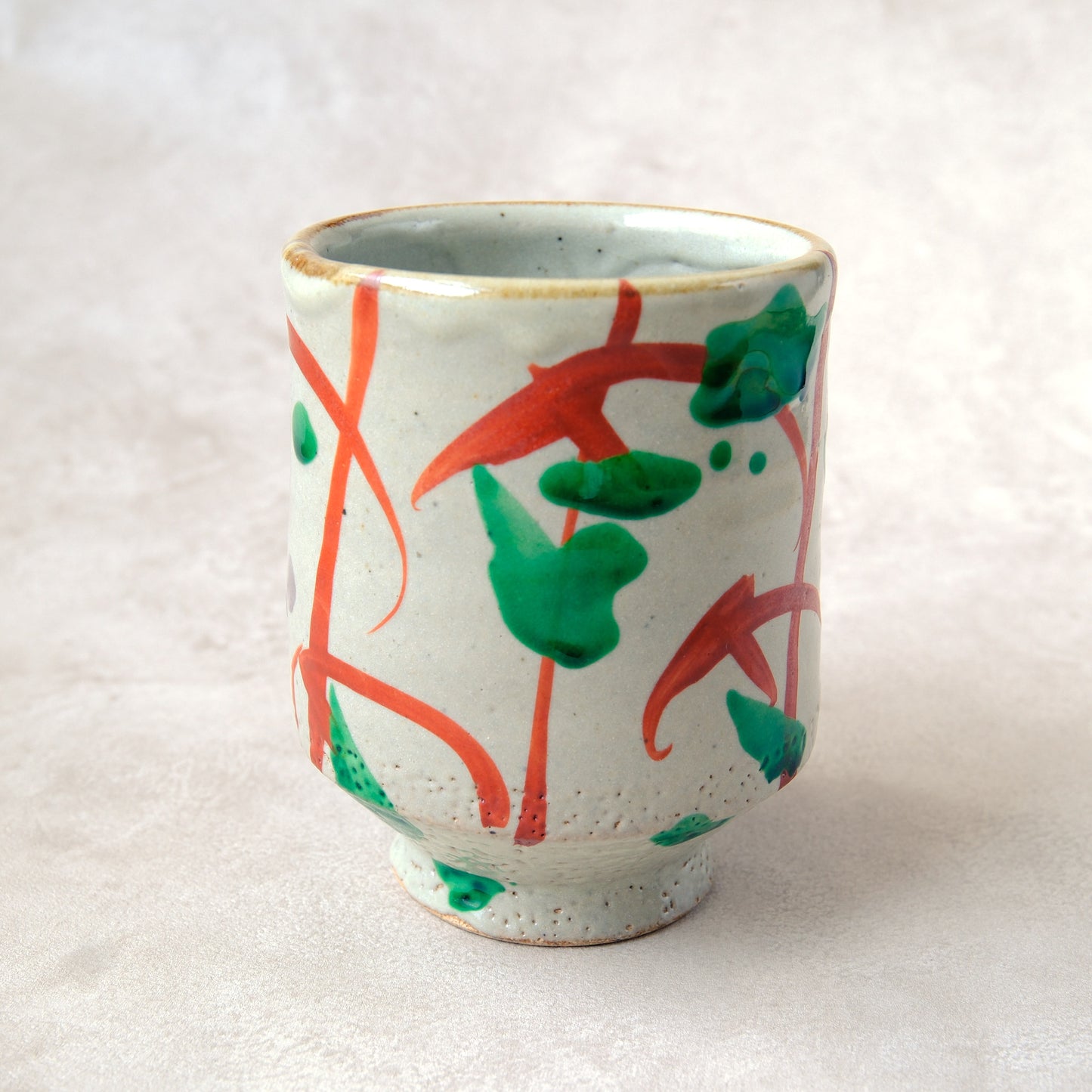 湯呑み 大 鉄絵・赤絵 唐草文 - 益子焼 - 03 | 松原 直之