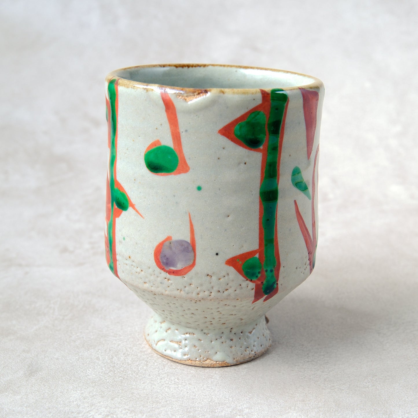 湯呑み 大 鉄絵・赤絵 唐草文 - 益子焼 - 04 | 松原 直之