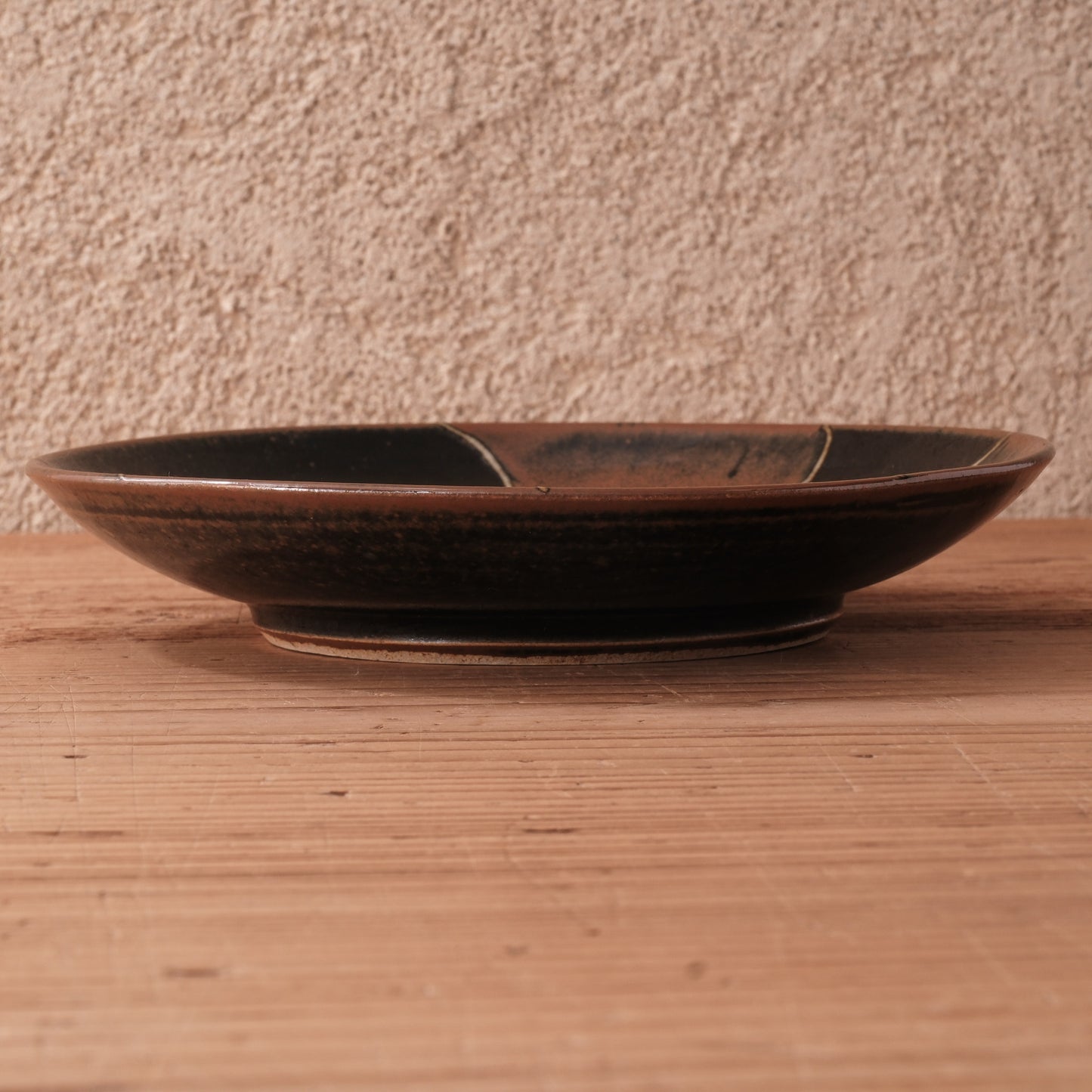 [ 村澤 享 ] 柿釉抜絵7寸・中皿③ - 益子焼