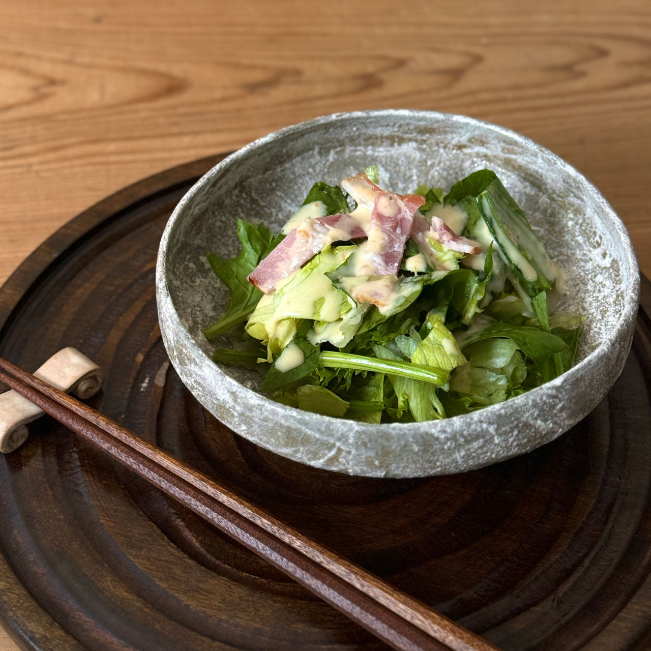 [ Emui ~笑無為~ ] <霞石~KASUMIISHI~> たゆみ鉢 幅約16.6cm×奥約15.8cm