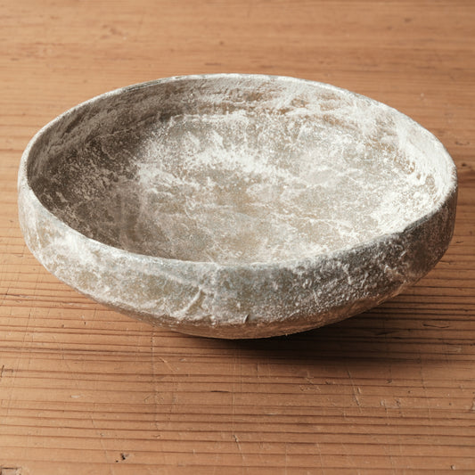 [ Emui ~笑無為~ ] <霞石~KASUMIISHI~> たゆみ鉢 幅約16.6cm×奥約15.8cm