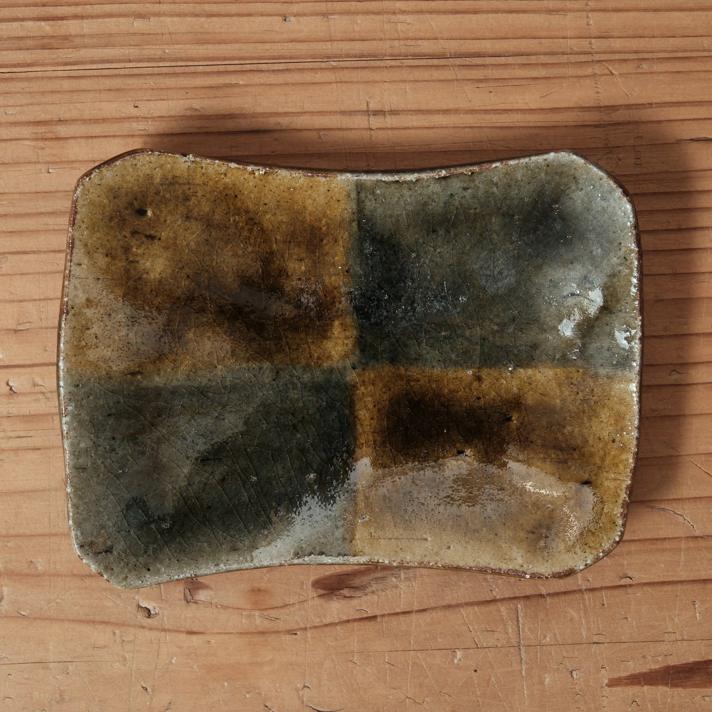 [ 田尾 明子 ] 色釉小板皿 織部-飴 幅約13cm