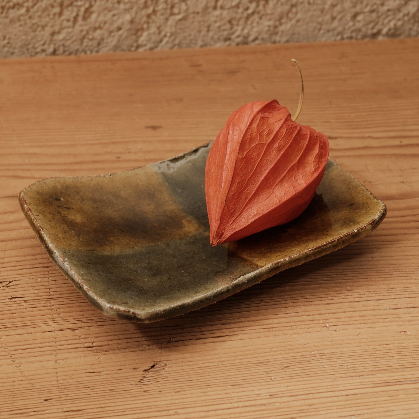 [ 田尾 明子 ] 色釉小板皿 織部-飴 幅約13cm