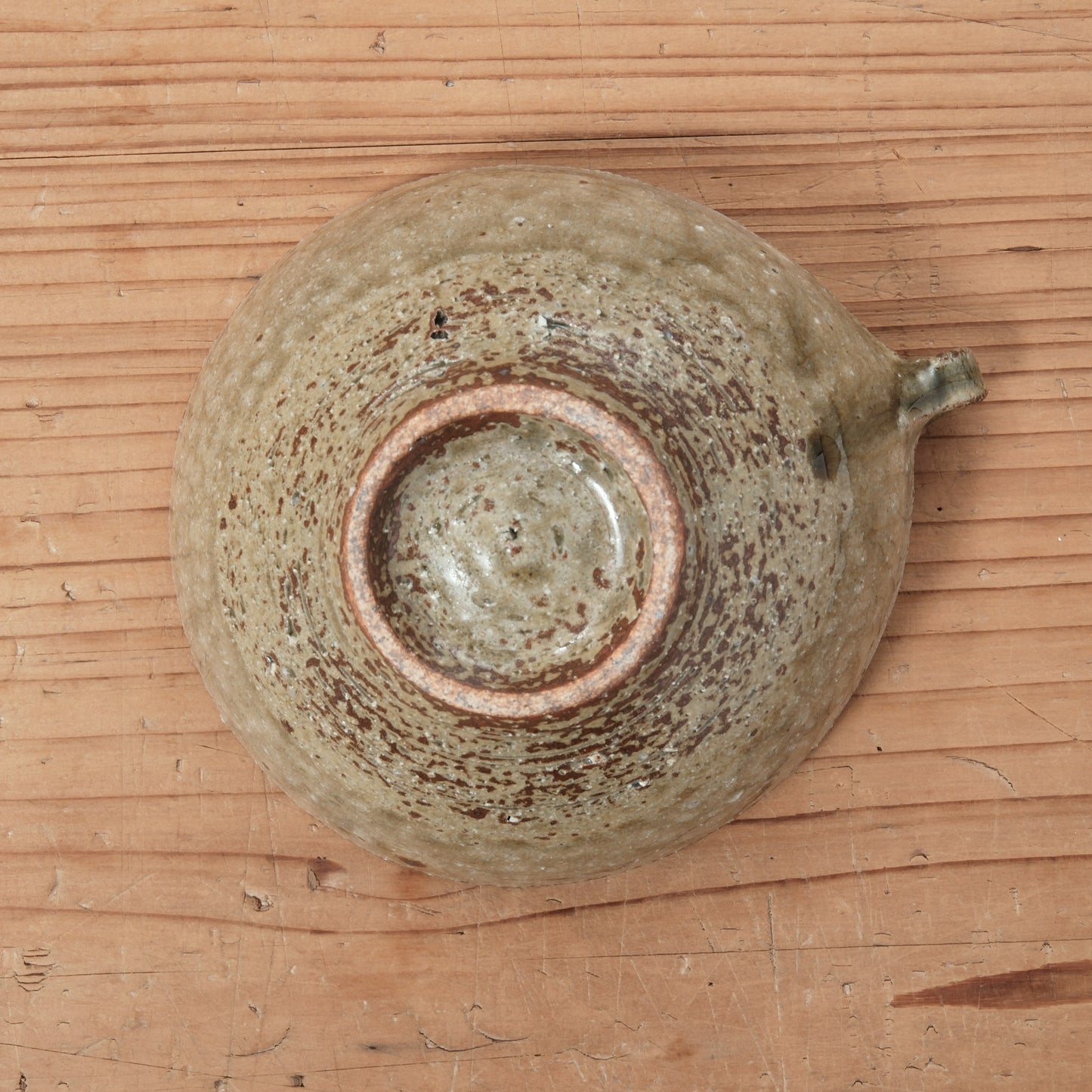 [ 田尾 明子 ] 灰釉ちびナス小鉢 幅約14cm