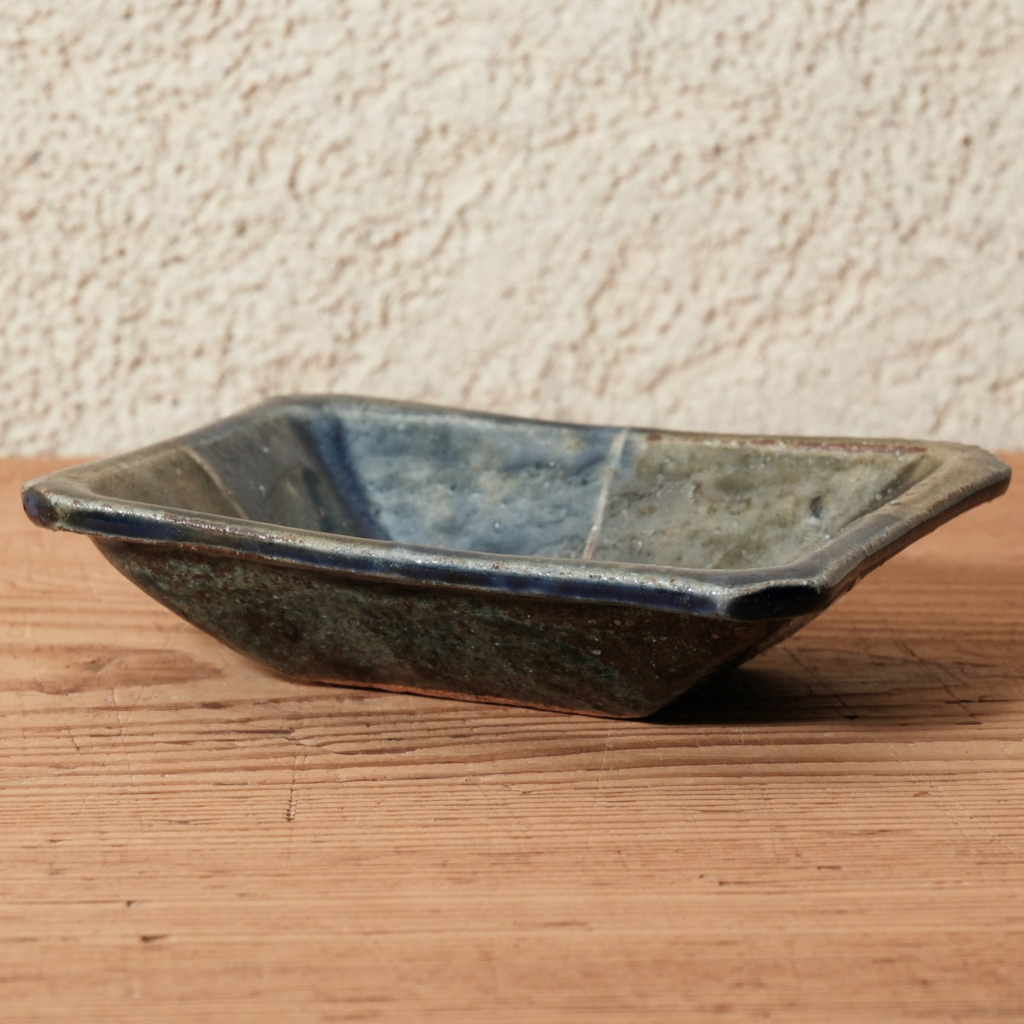 [ 田尾 明子 ] 色釉角小鉢 青‐織部 幅約11cm