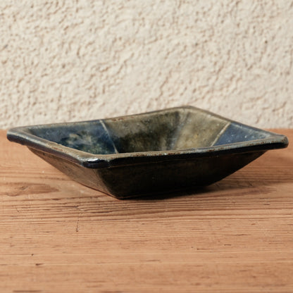 [ 田尾 明子 ] 色釉角小鉢 青‐織部 幅約11cm