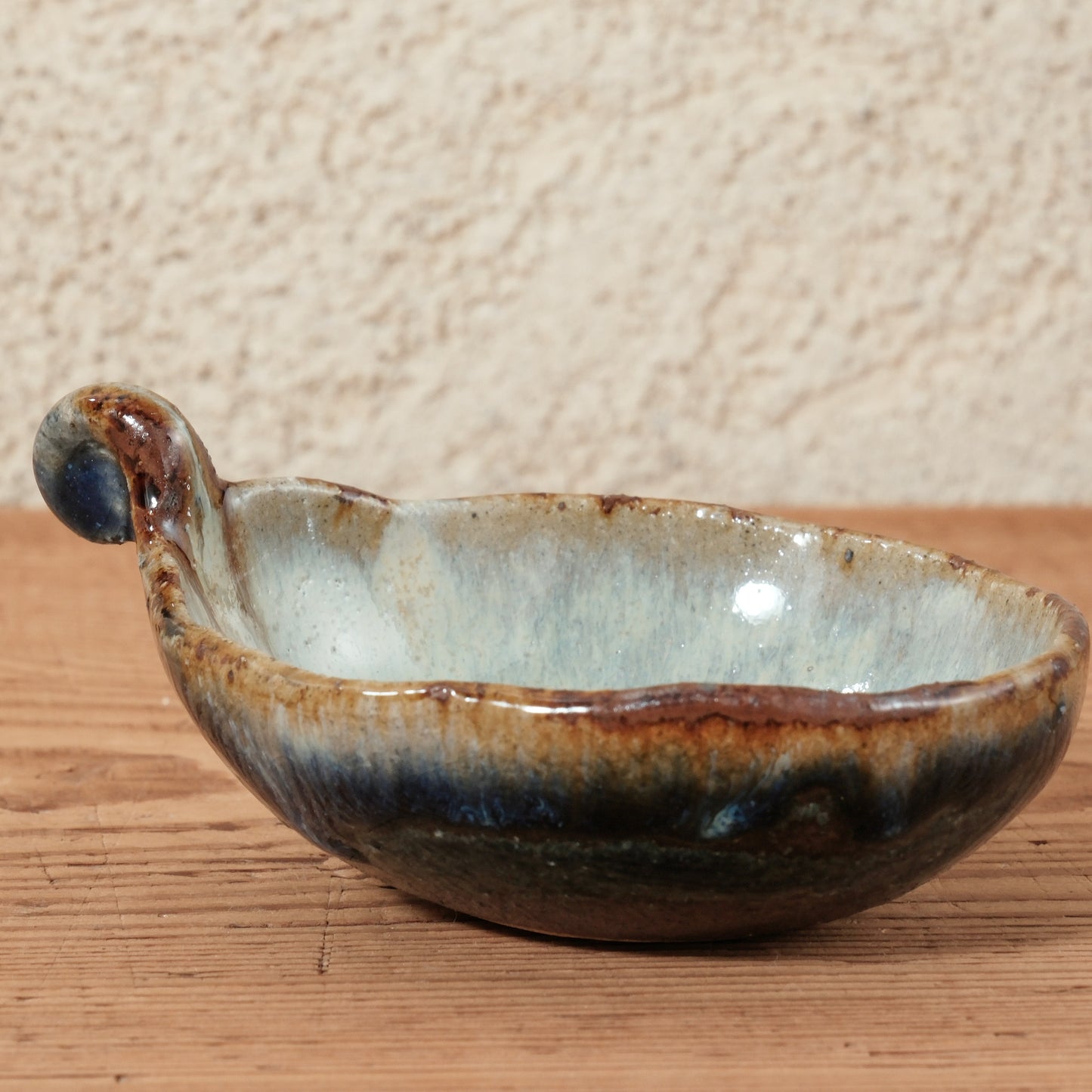 [ 田尾 明子 ] あけび豆鉢 幅約10.5cm