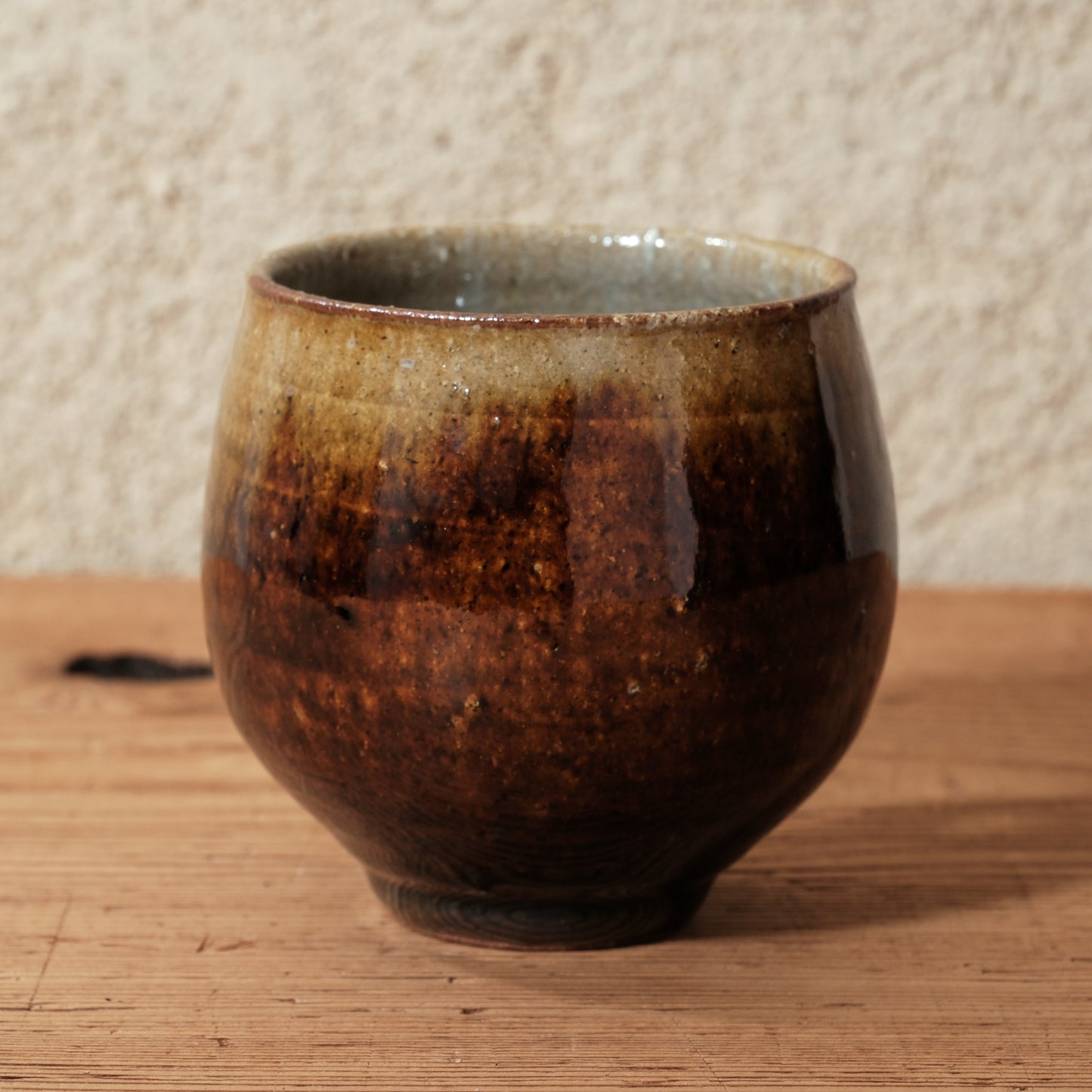 [ 田尾 明子 ] 丸マグカップ 飴釉 幅約11cm×高約8.5cm