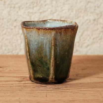 [ 田尾 明子 ] ぐい呑みL 織部 幅約6.4cm×高約6.5cm