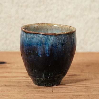[ 田尾 明子 ] ぐい呑みL 青釉 幅約6.4cm×高約6.4cm