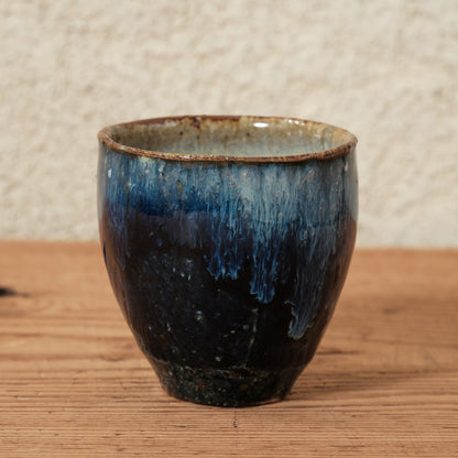 [ 田尾 明子 ] ぐい呑みL 青釉 幅約6.4cm×高約6.4cm